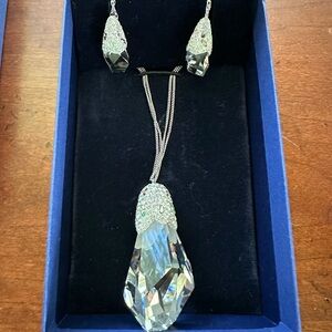 Swarovski Nera Necklace & Earring Set